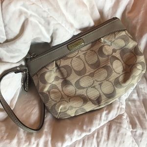 Grey coach clutch